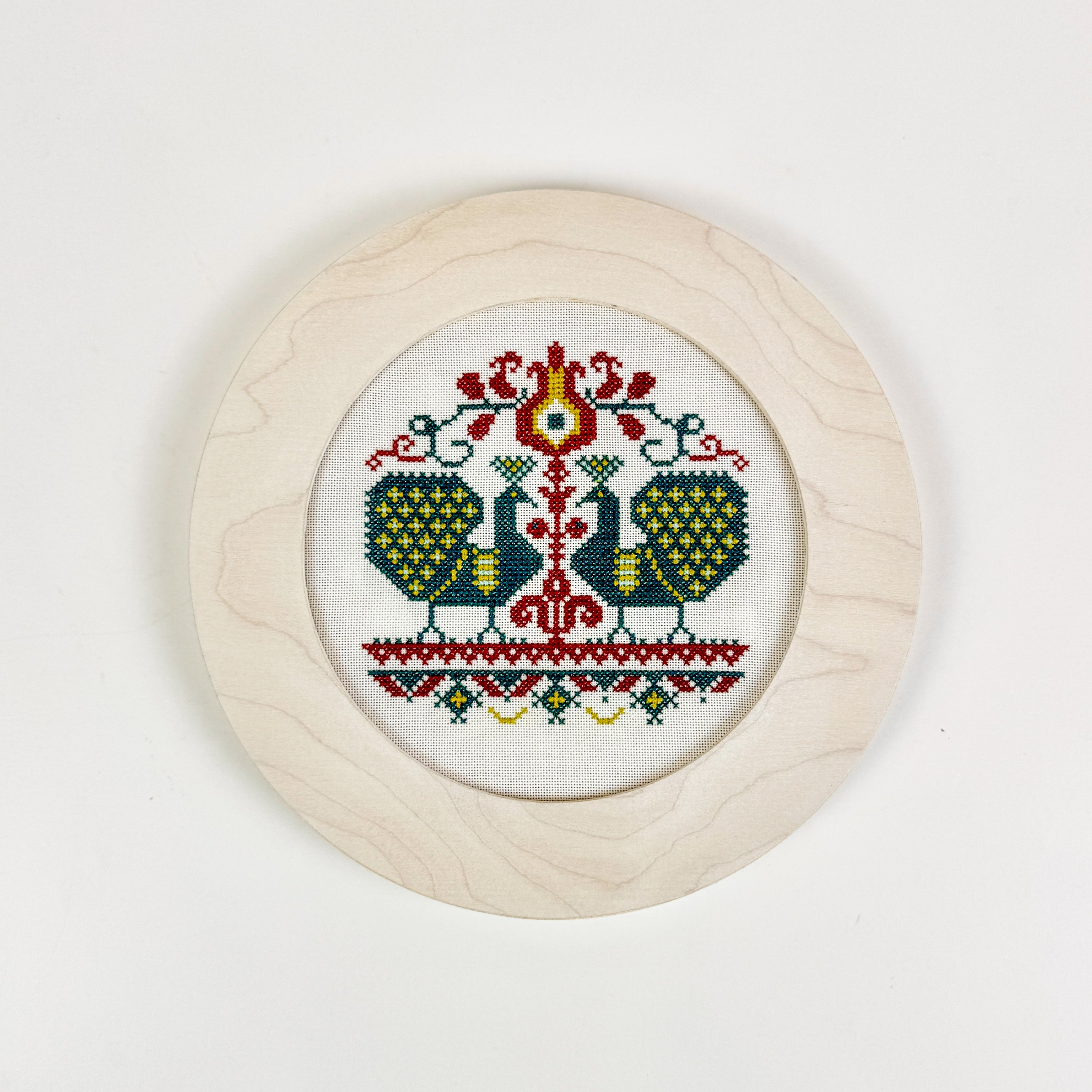 Vlachernai Peacock Hoop Kit with Frame