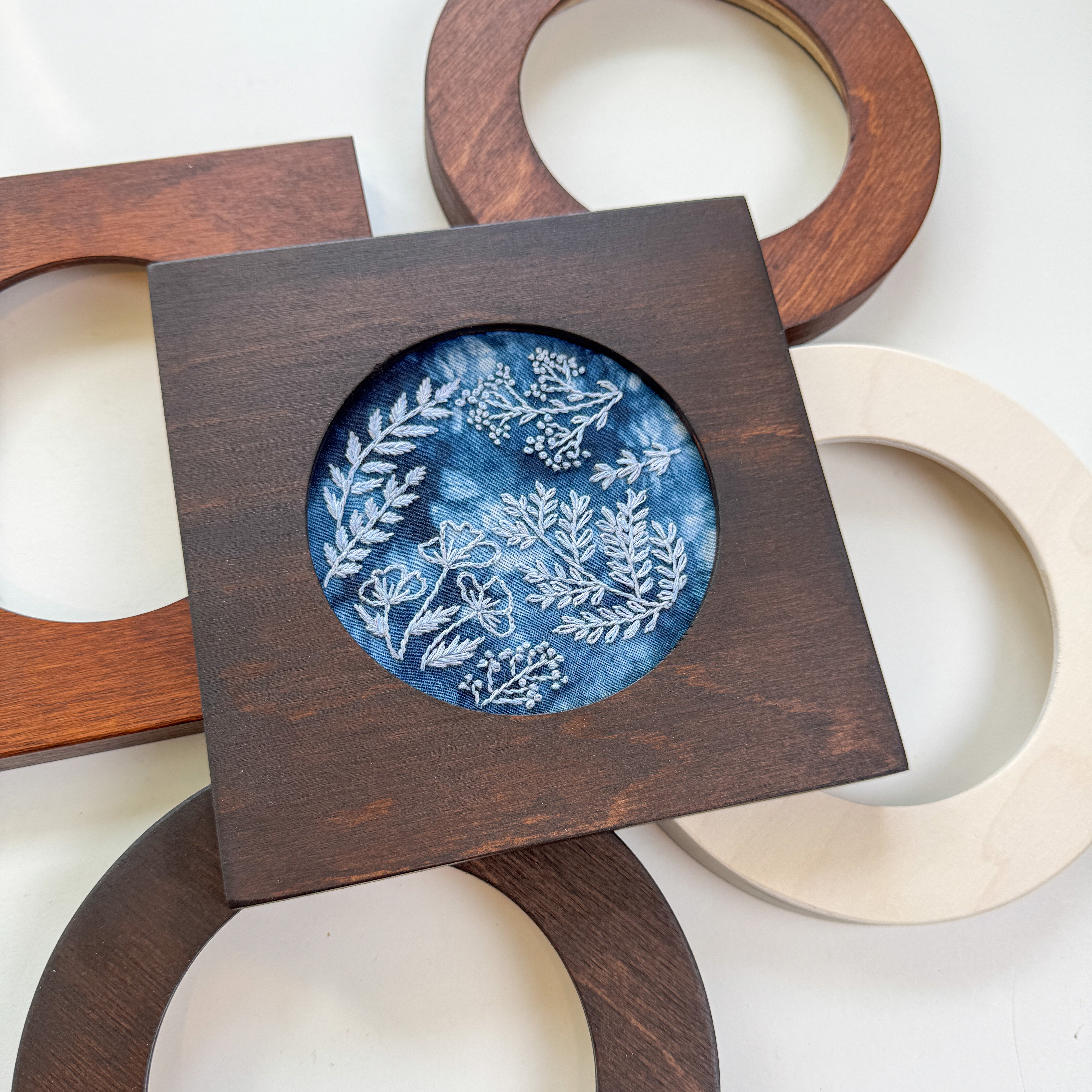 Cyanotype DIY Forage Embroidery Kit with Frame