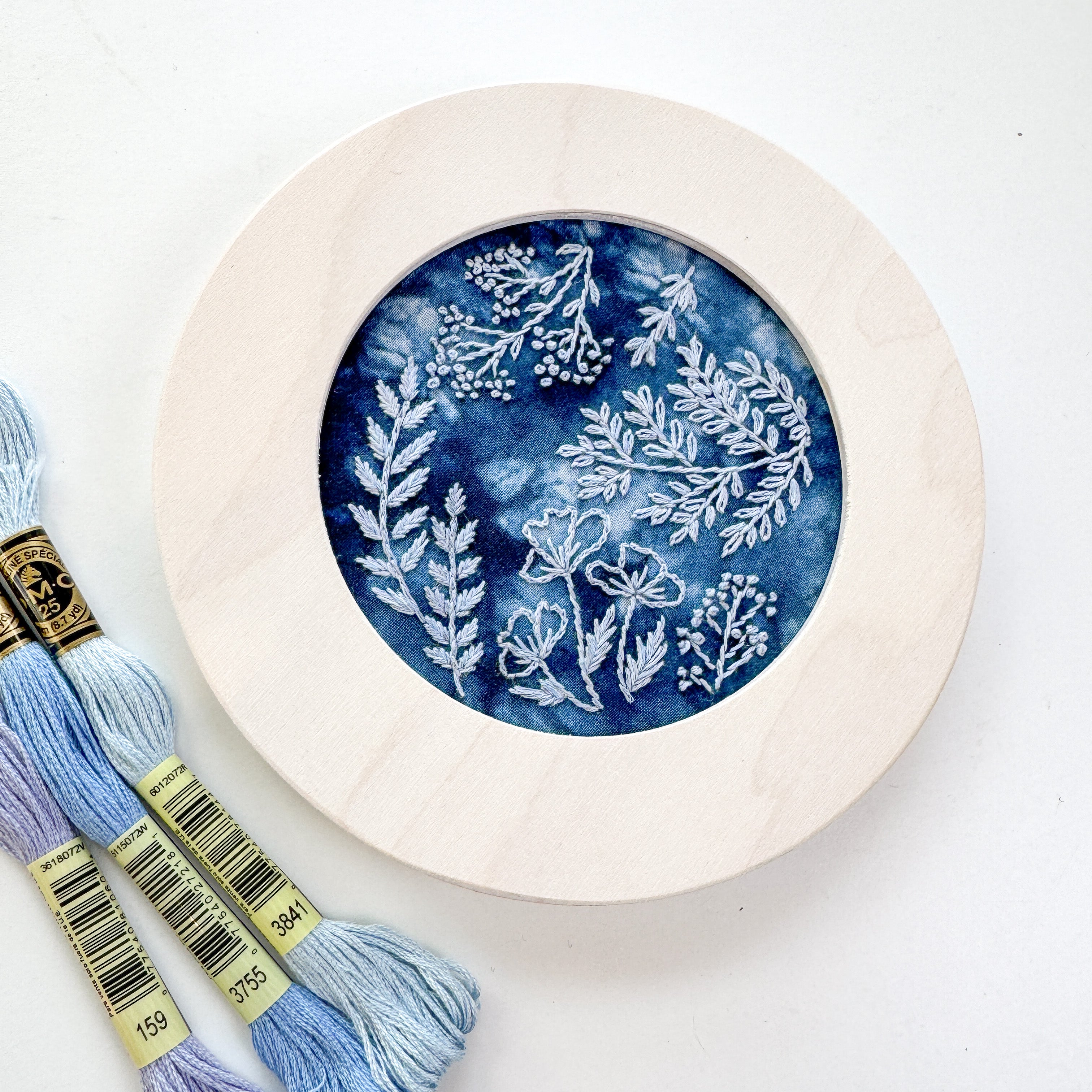 Cyanotype DIY Forage Embroidery Kit with Frame