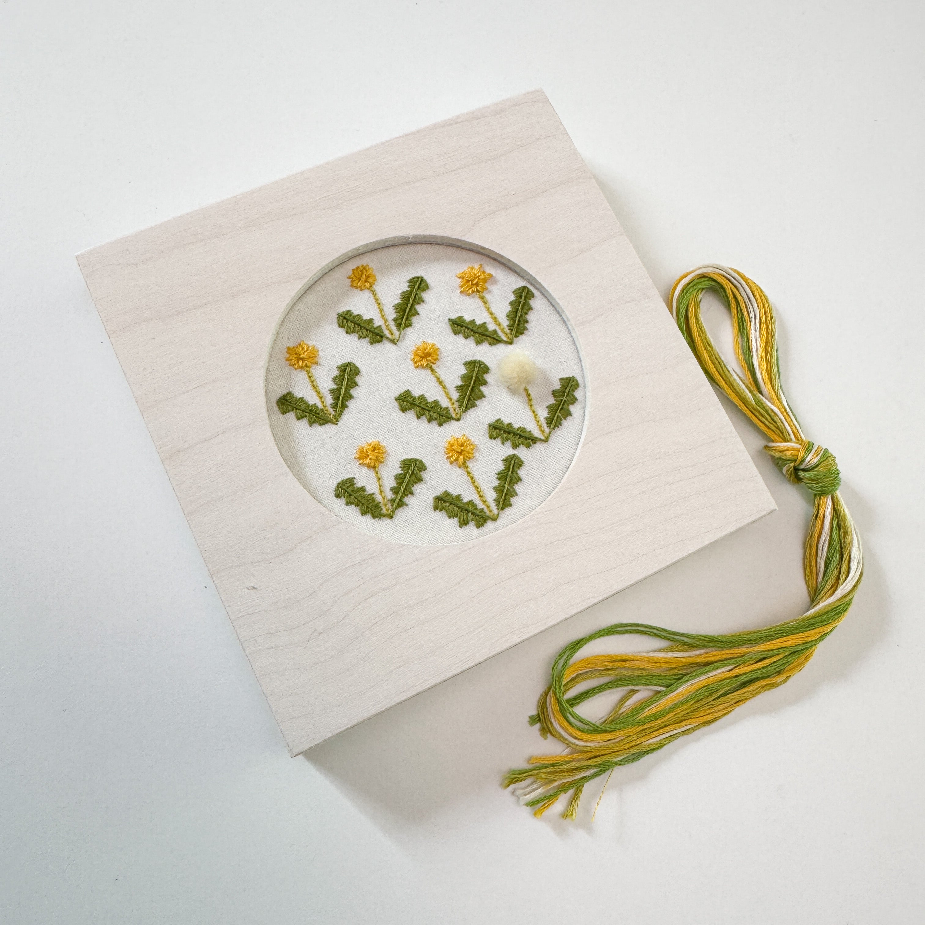 Dandelion Field Embroidery Kit with Frame