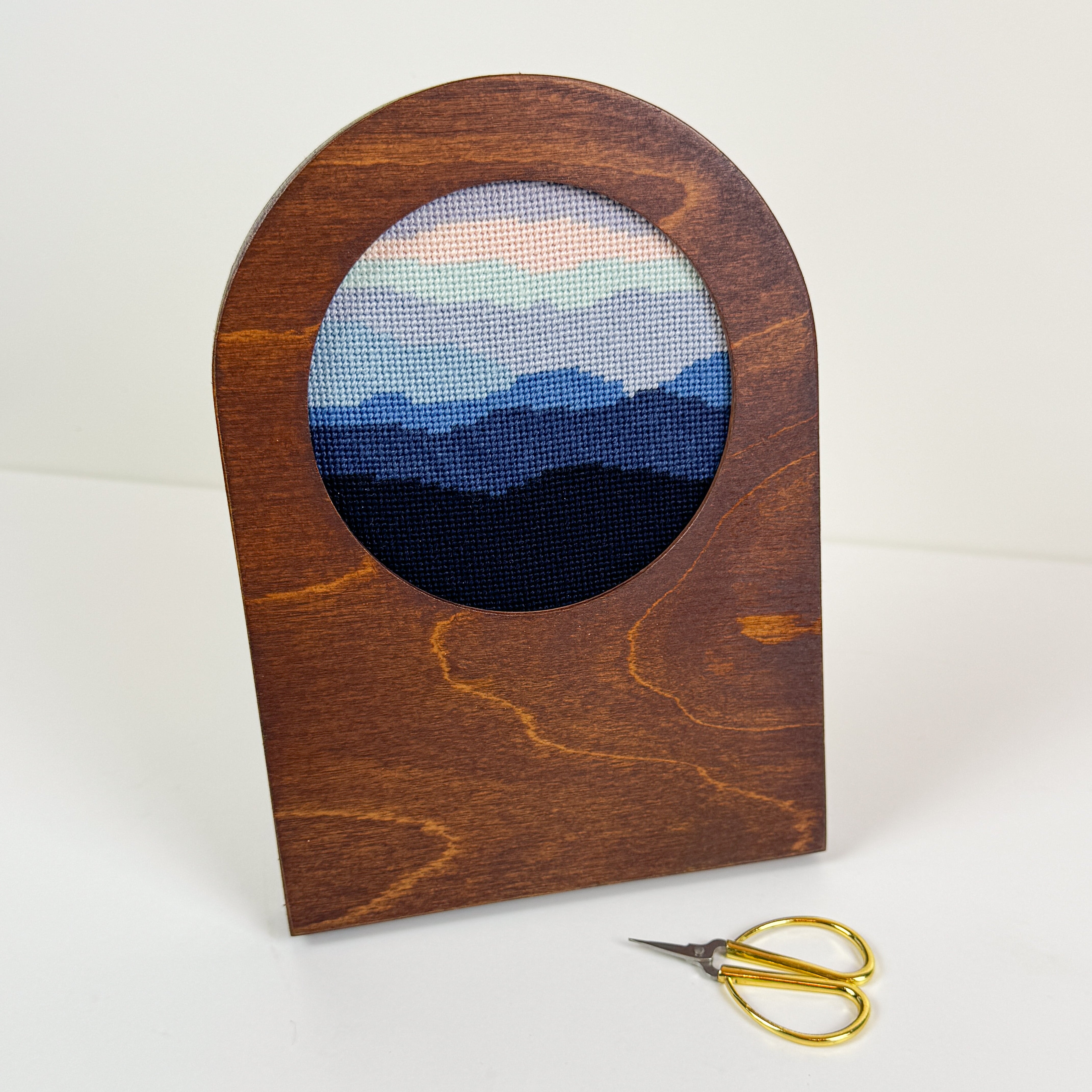 Arch Standup Frames for Needlepoint 4" Rounds