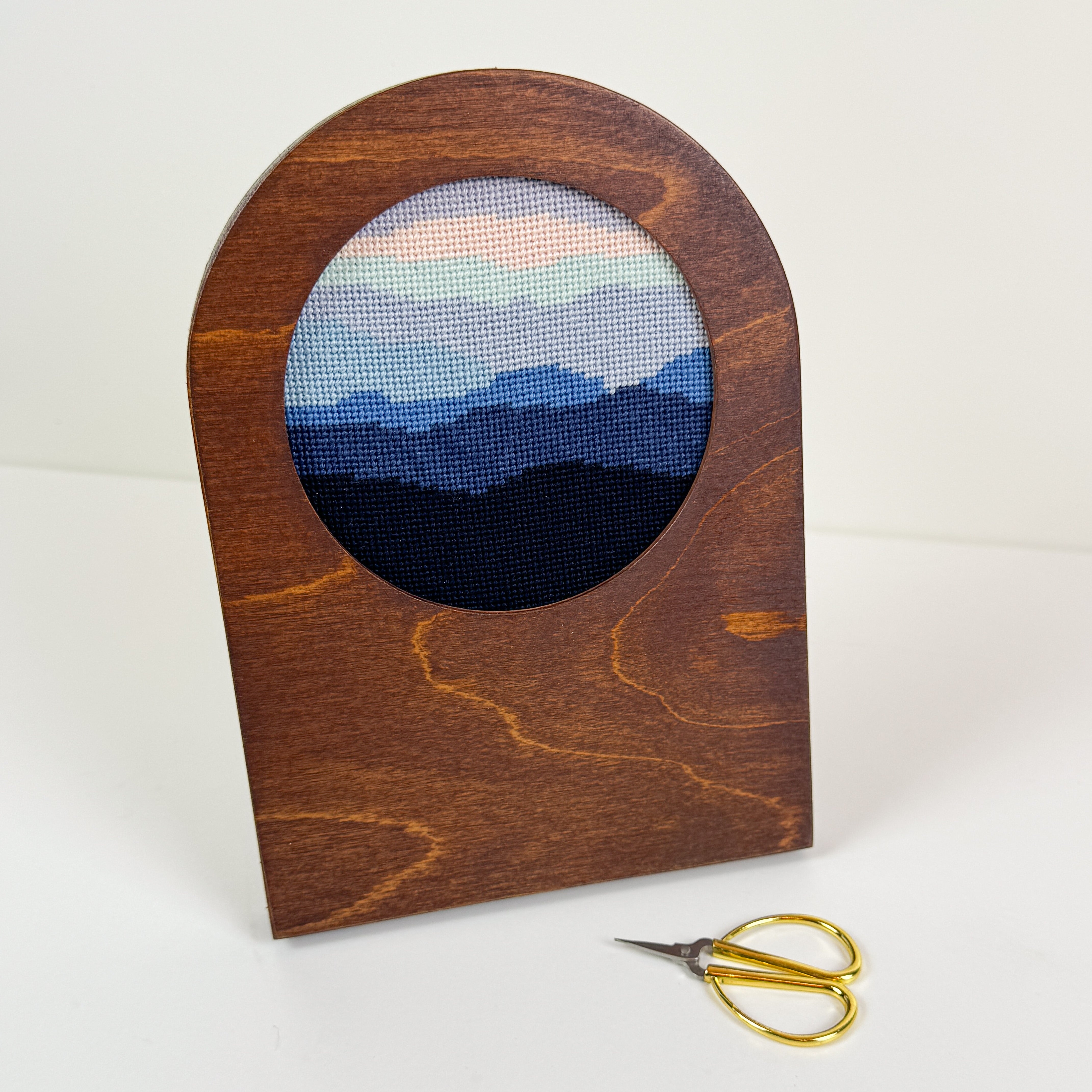 Arch Standup Frames for Needlepoint 4" Rounds