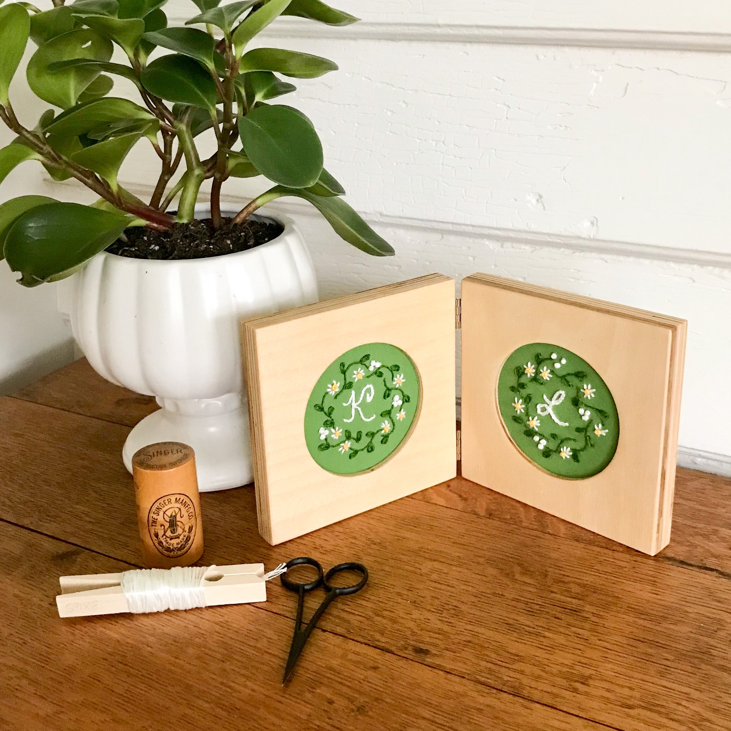Twin MINI Square Frame SET