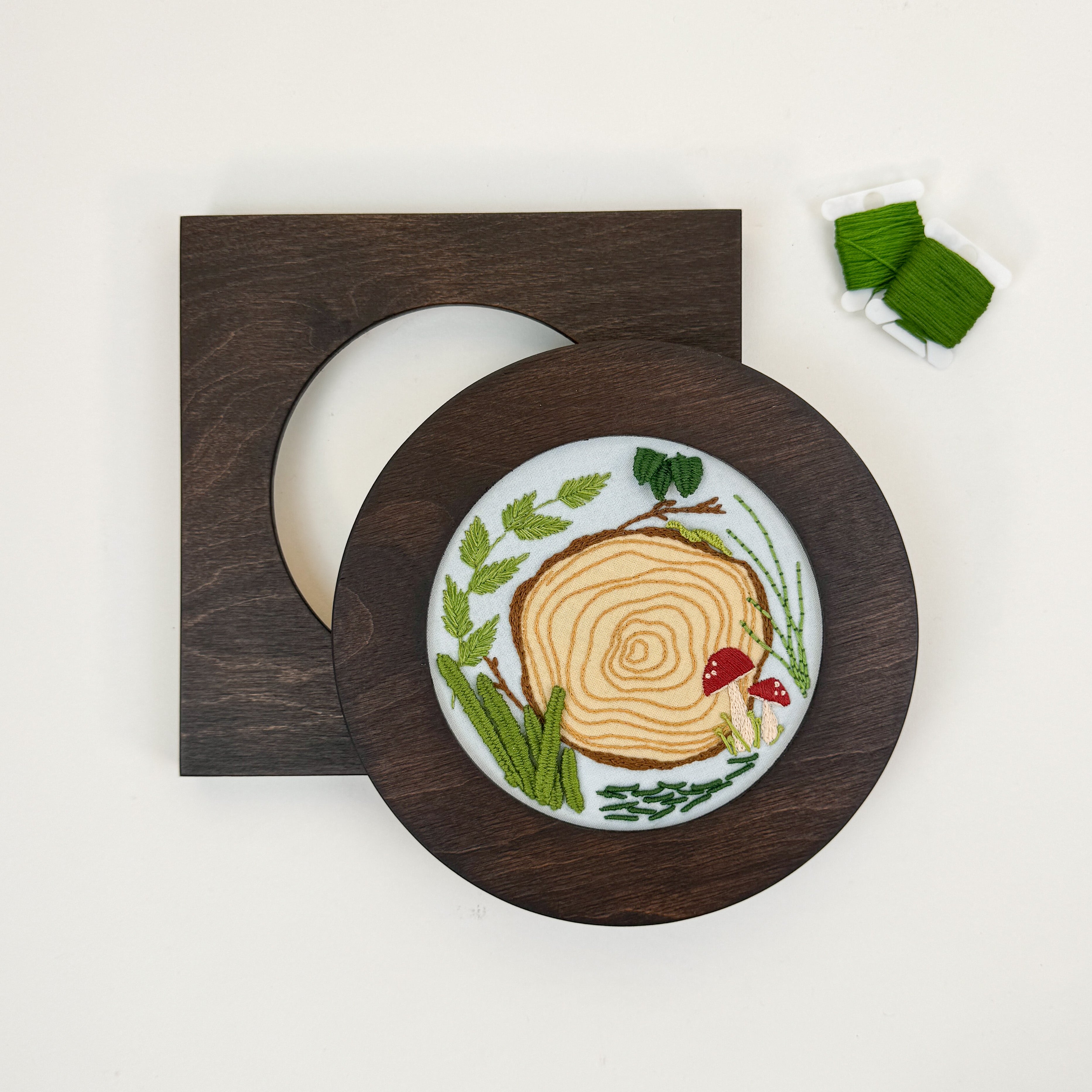 Woodland 3D Embroidery Kit with Walnut Frame