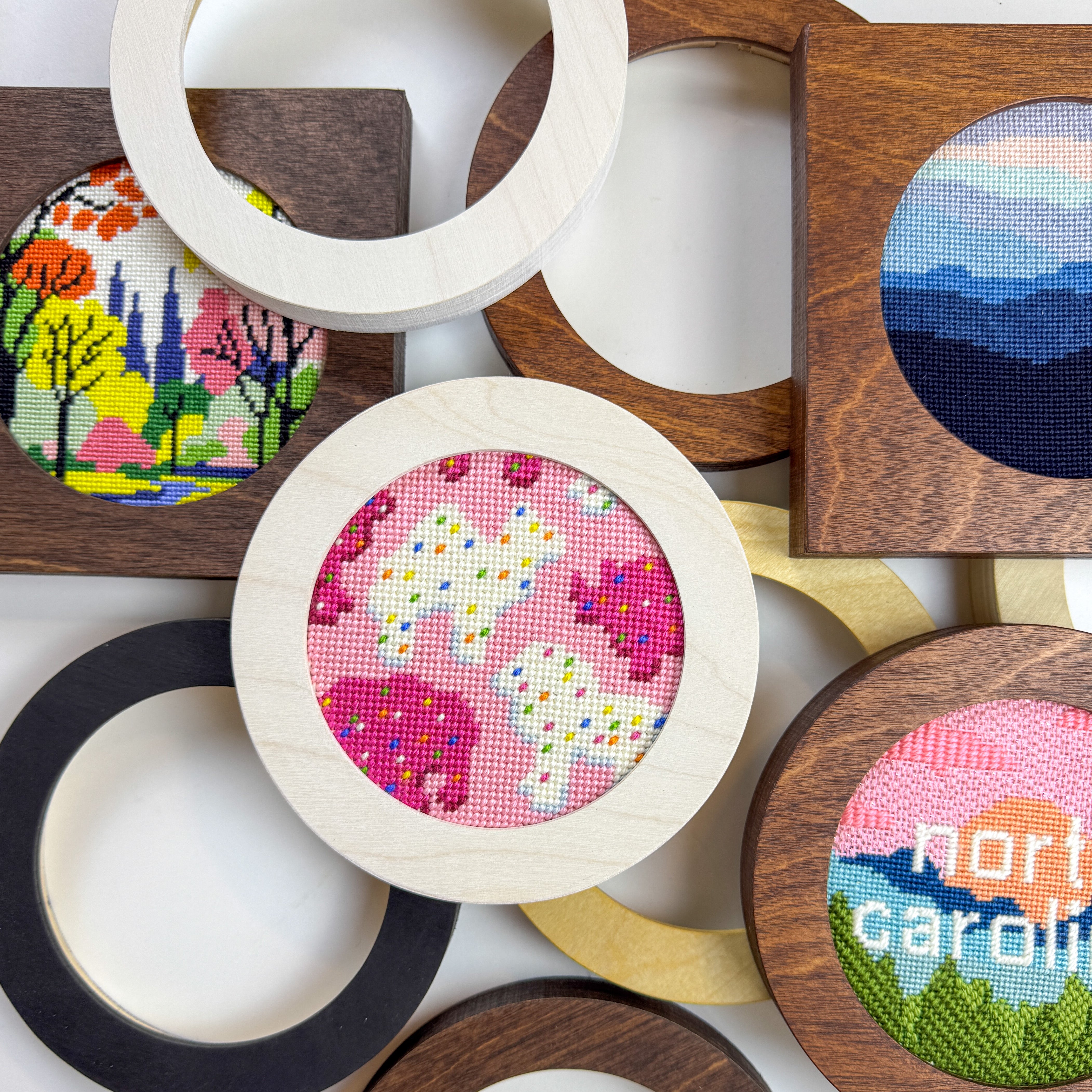 Circle Frames for Needlepoint 4" Rounds